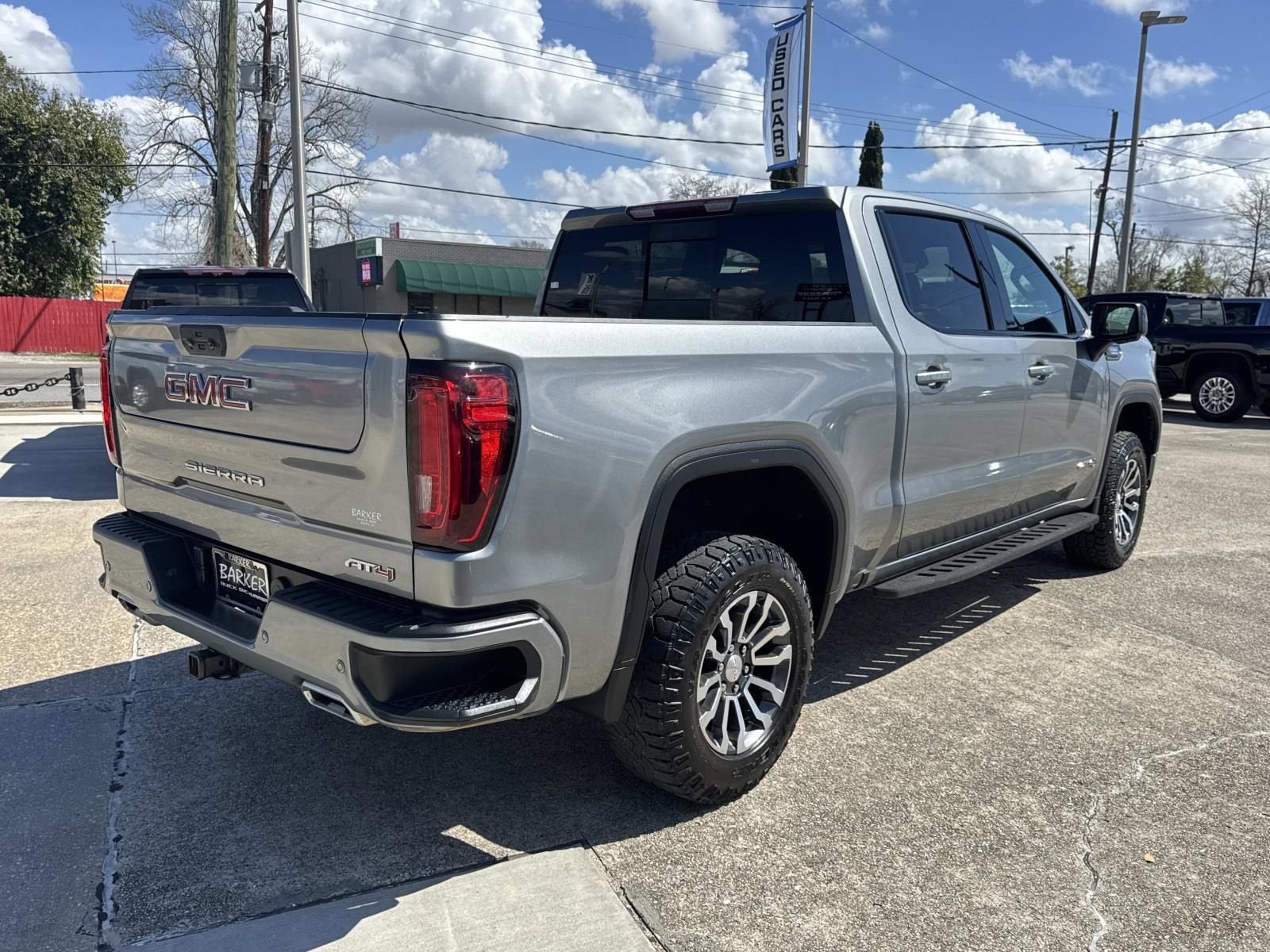 2023 GMC Sierra 1500 AT4