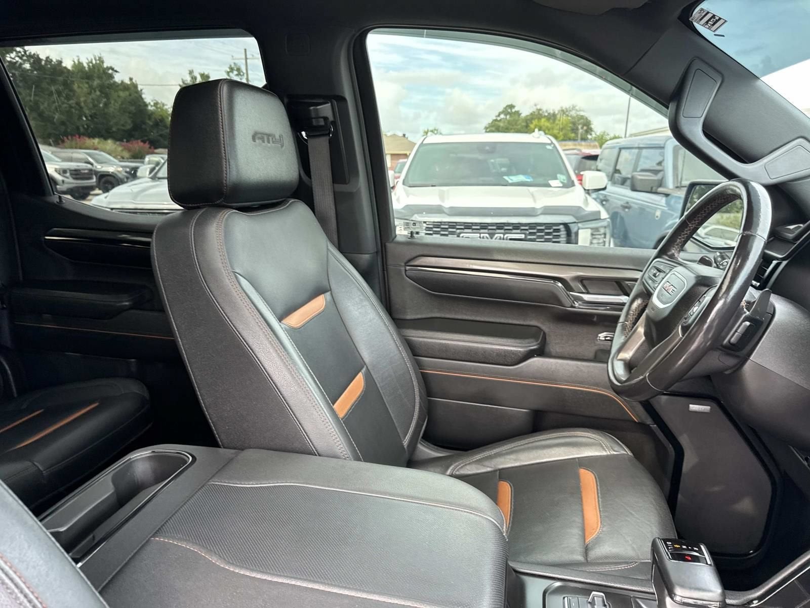 2023 GMC Sierra 1500 AT4