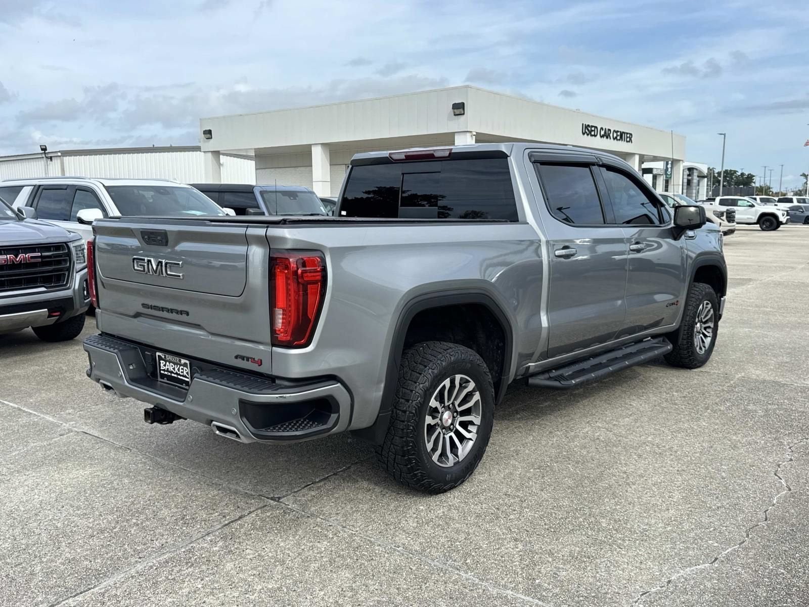 2023 GMC Sierra 1500 AT4