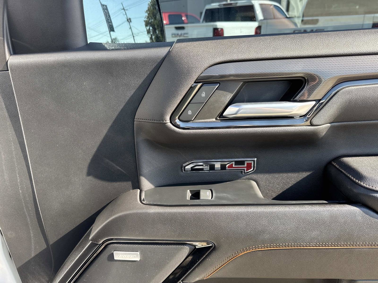 2023 GMC Sierra 1500 AT4