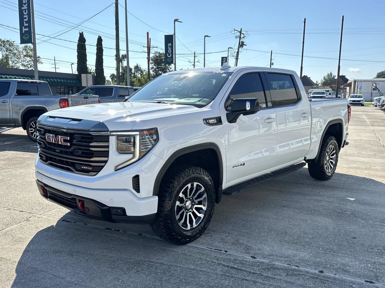 2023 GMC Sierra 1500 AT4