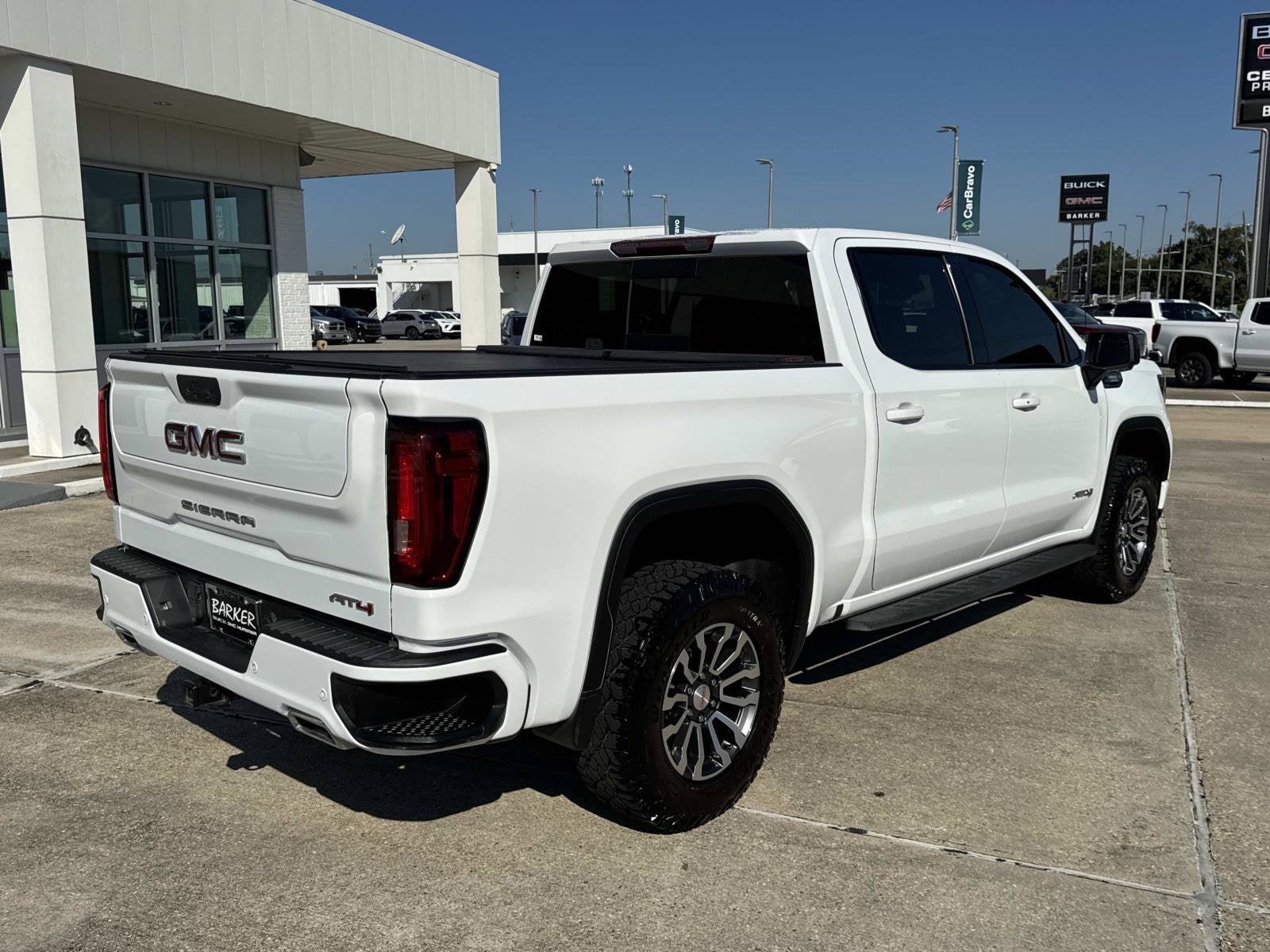 2023 GMC Sierra 1500 AT4