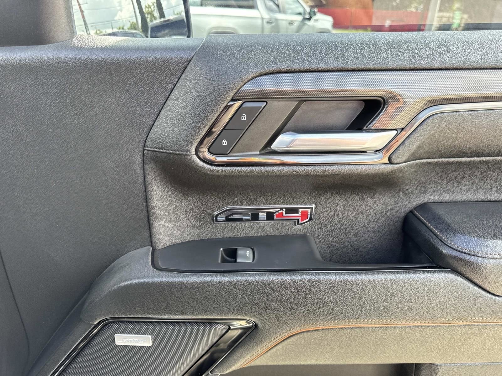 2023 GMC Sierra 1500 AT4