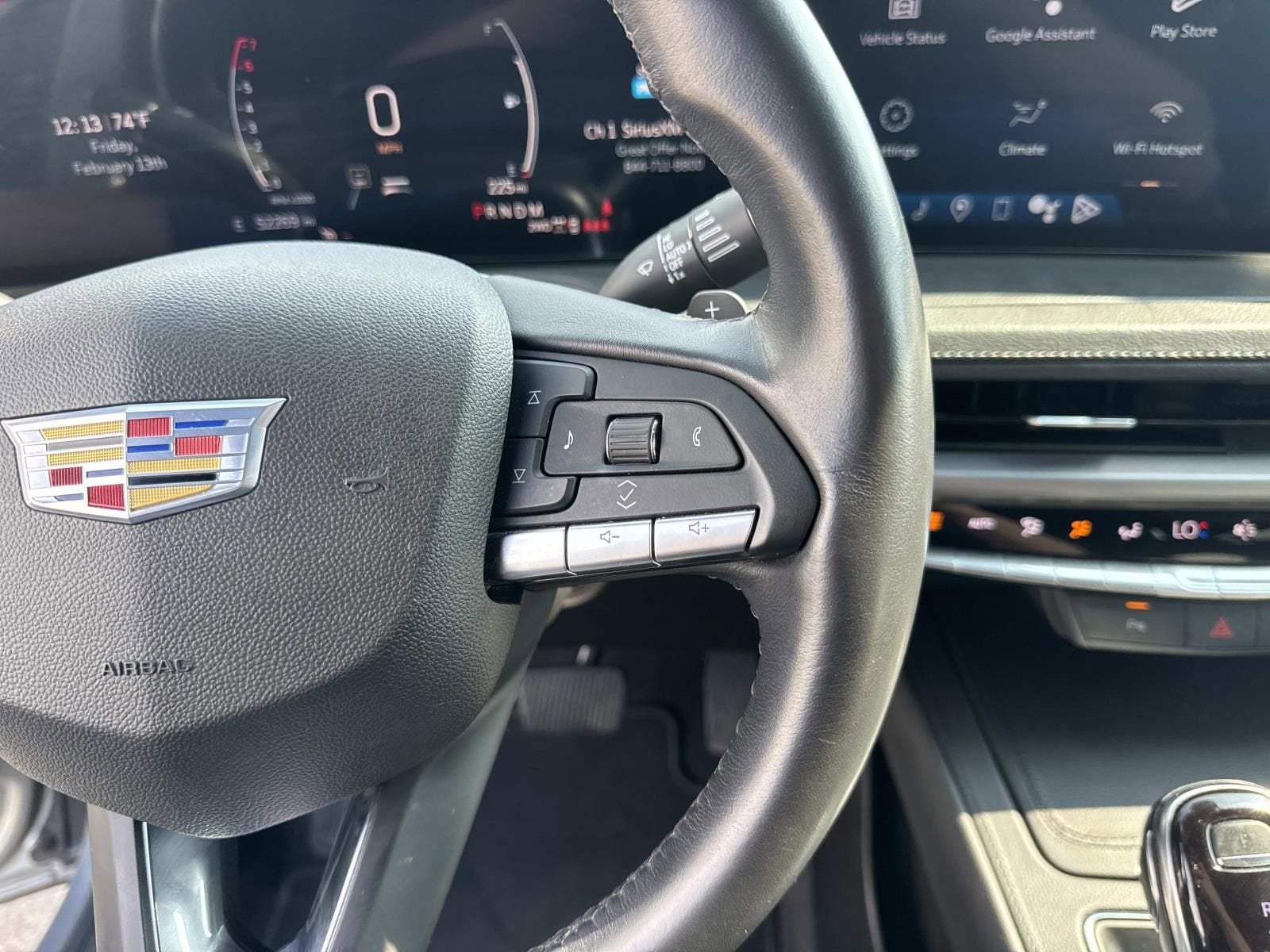 2024 Cadillac XT4 Premium Luxury