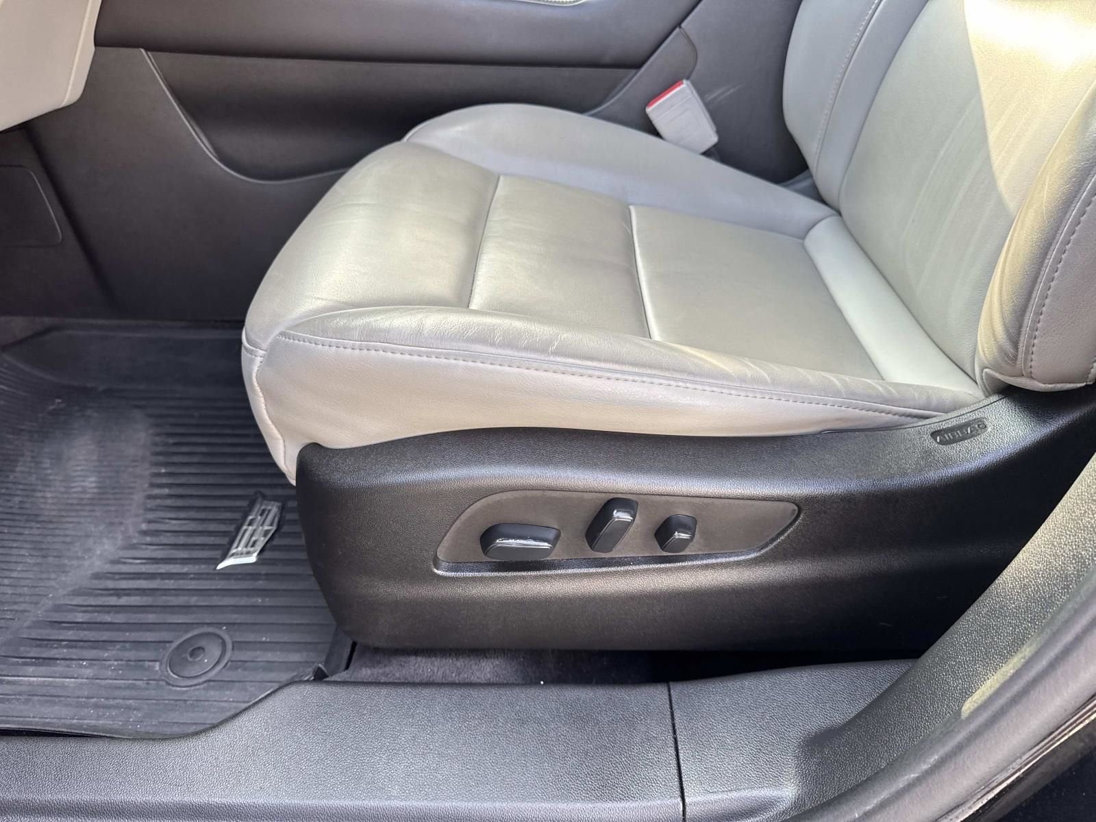 2022 Cadillac XT4 Premium Luxury