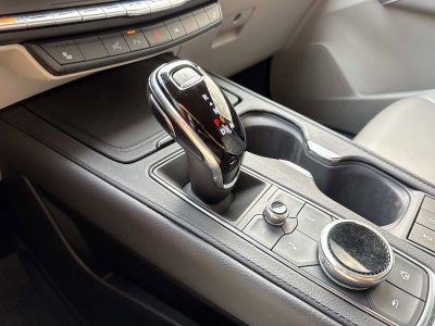 2022 Cadillac XT4 Premium Luxury