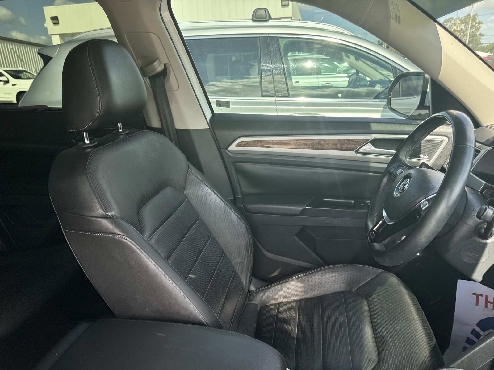 2019 Volkswagen Atlas 3.6L V6 SEL Premium