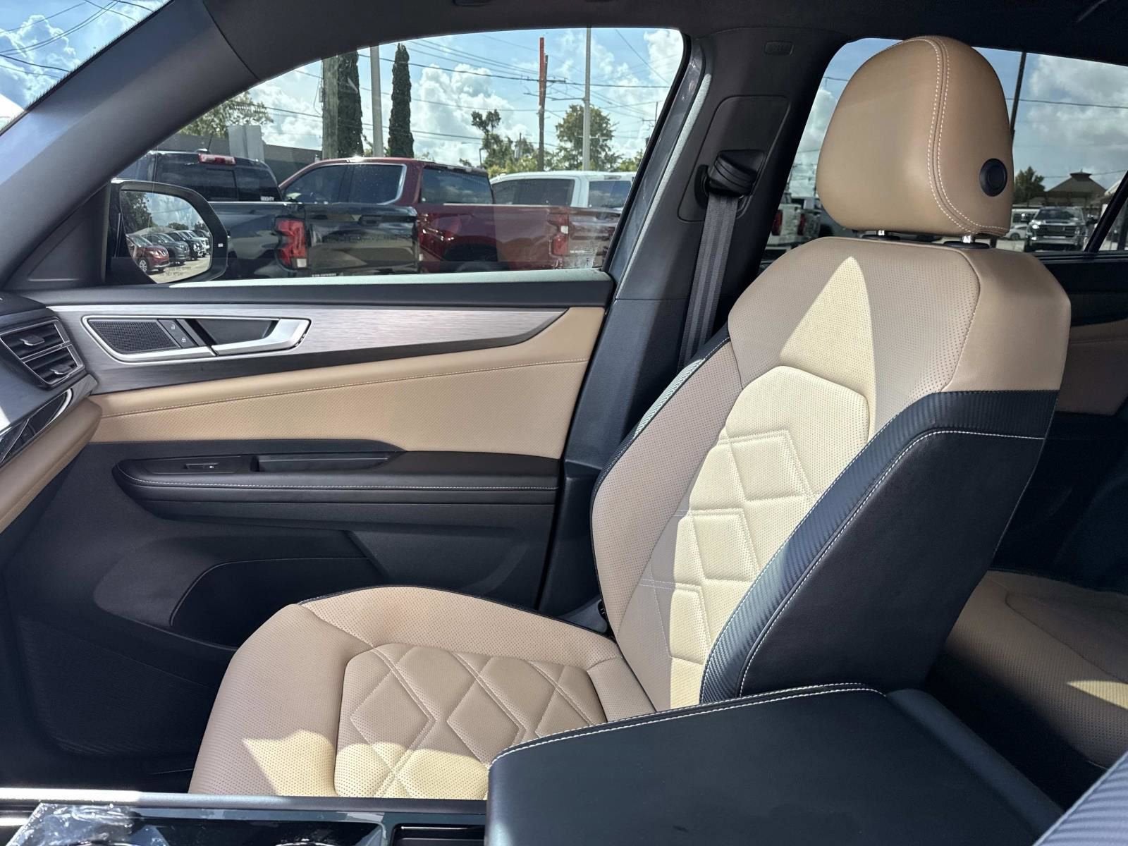 2024 Volkswagen Atlas Cross Sport 2.0T SE w/Technology