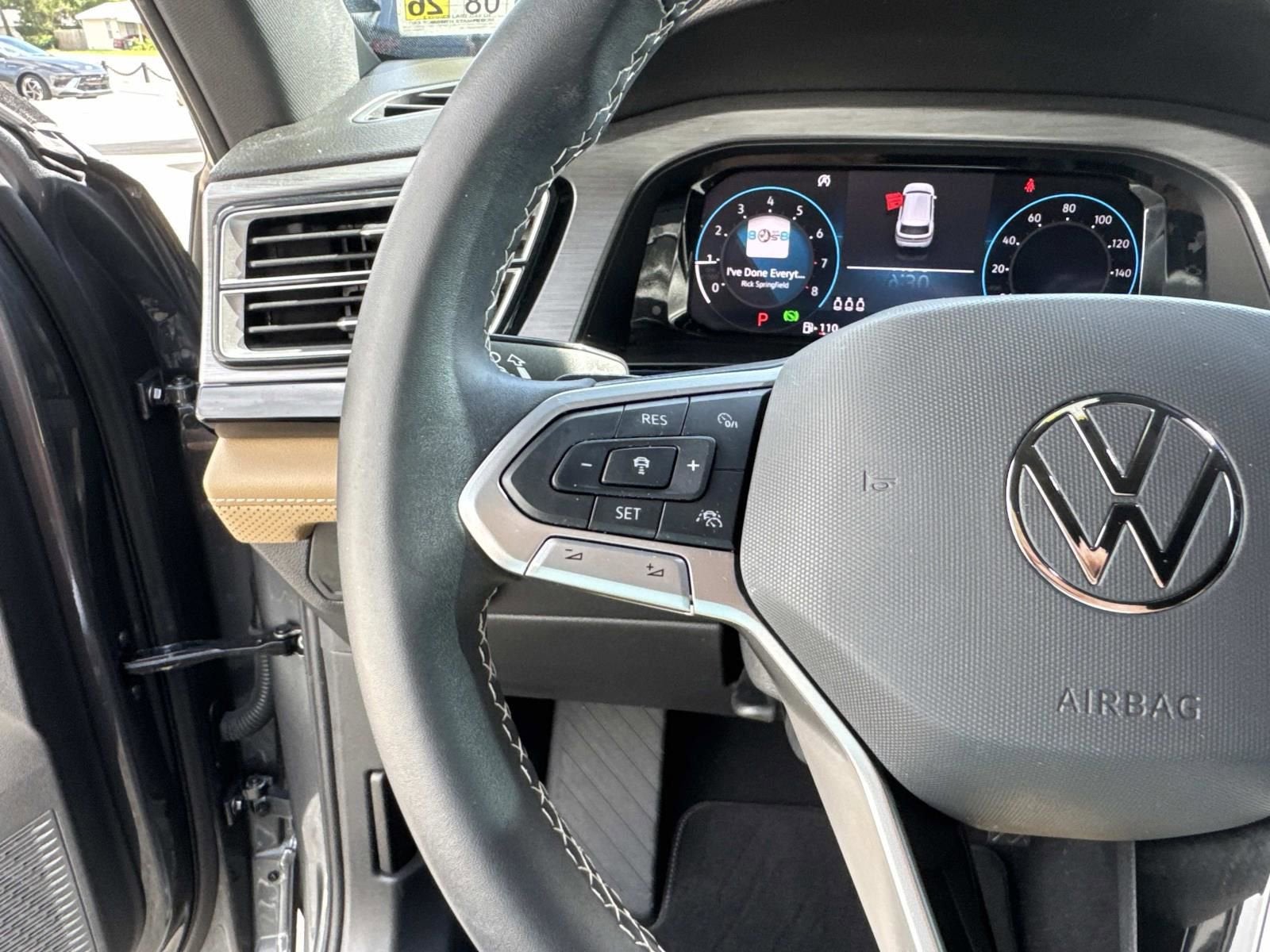 2024 Volkswagen Atlas Cross Sport 2.0T SE w/Technology
