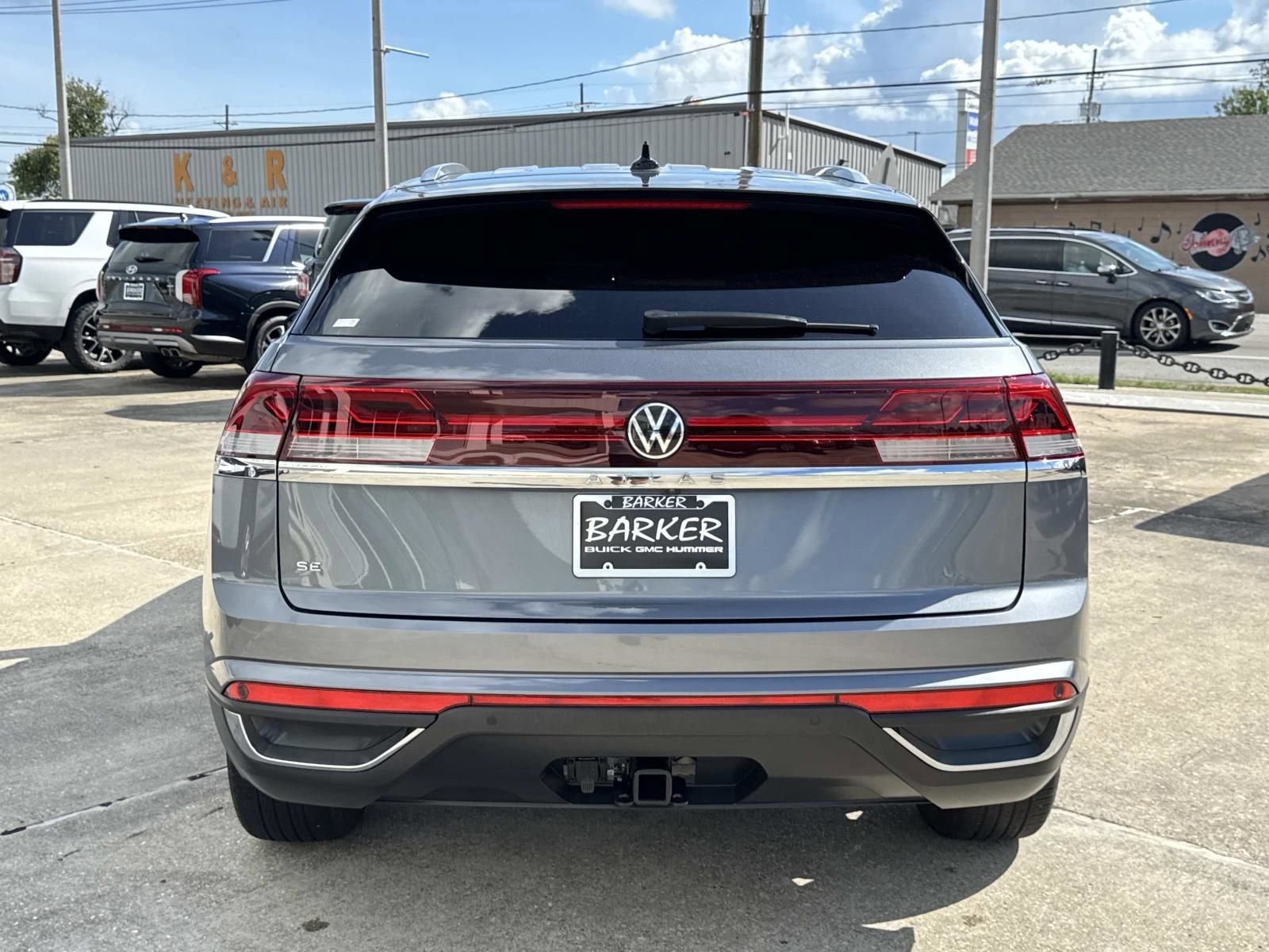 2024 Volkswagen Atlas Cross Sport 2.0T SE w/Technology