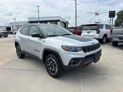 2025 Jeep Compass Trailhawk 4x4