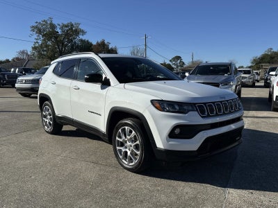 2022 Jeep Compass Latitude Lux