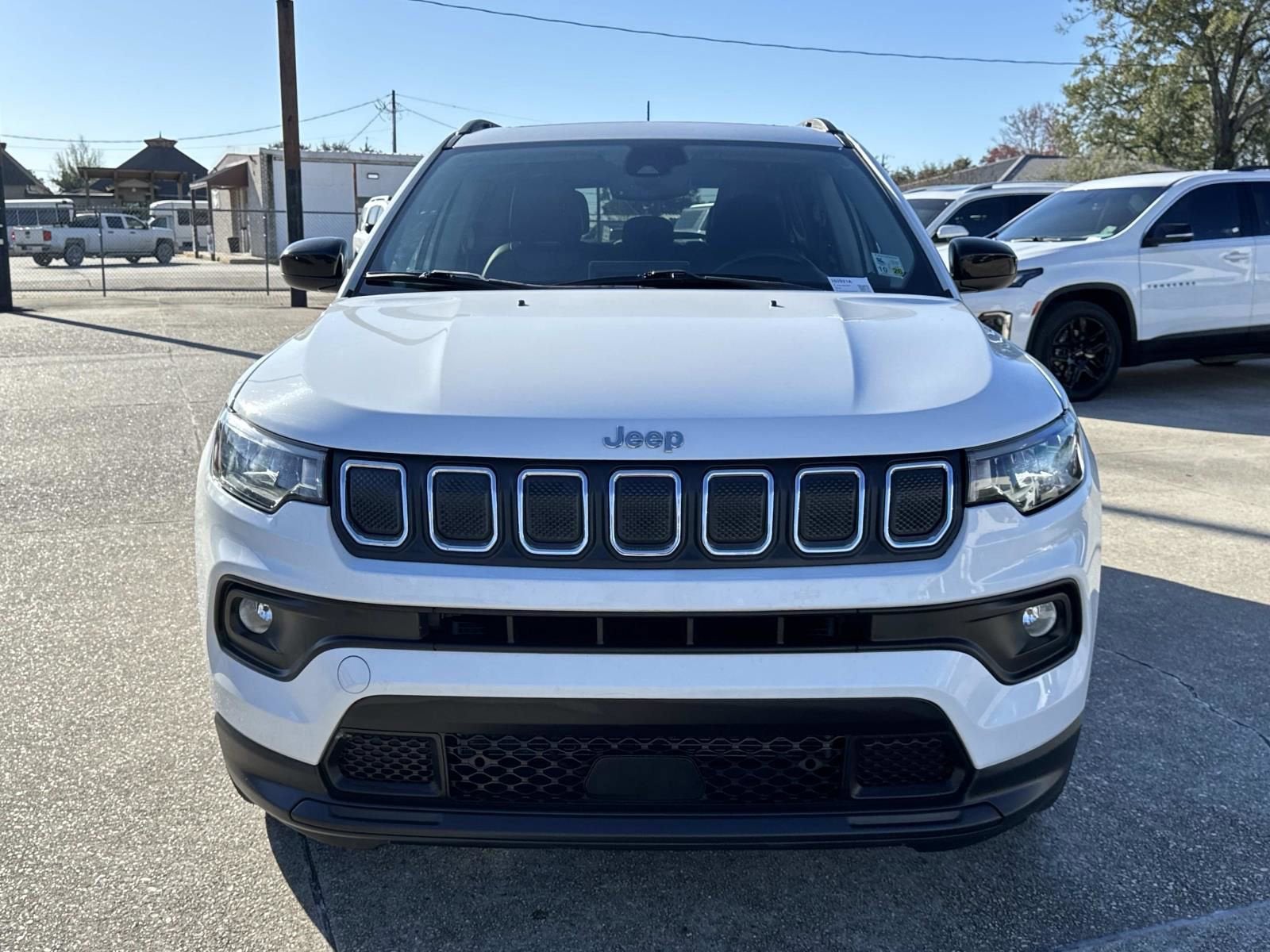 2022 Jeep Compass Latitude Lux