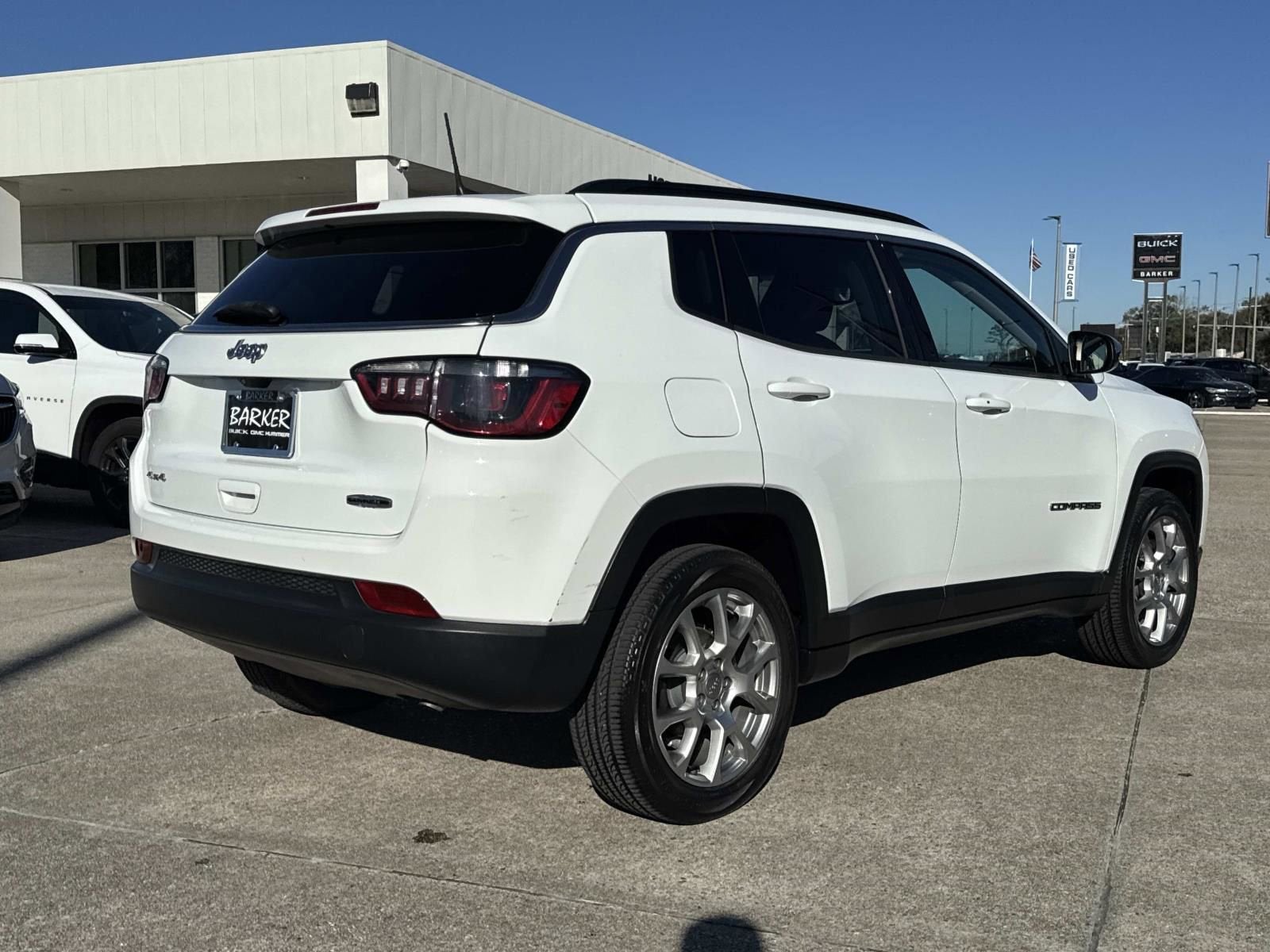 2022 Jeep Compass Latitude Lux