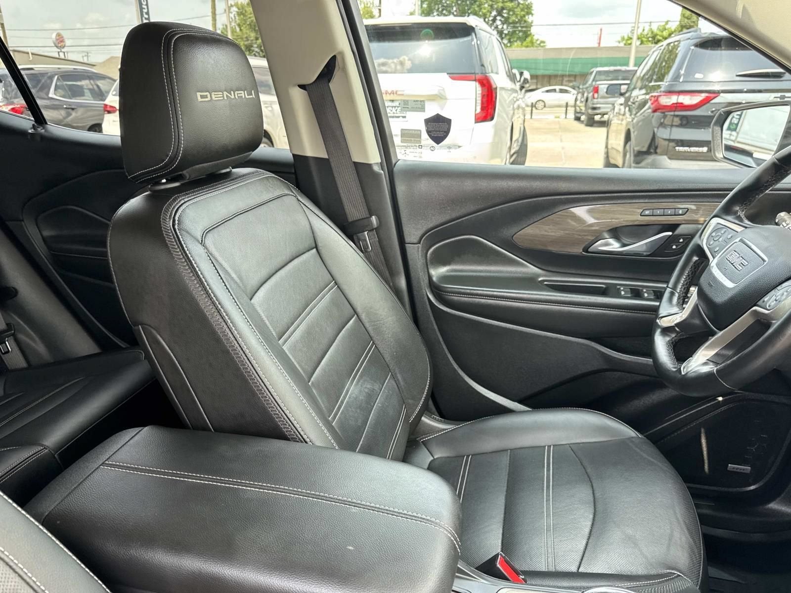 2023 GMC Terrain Denali