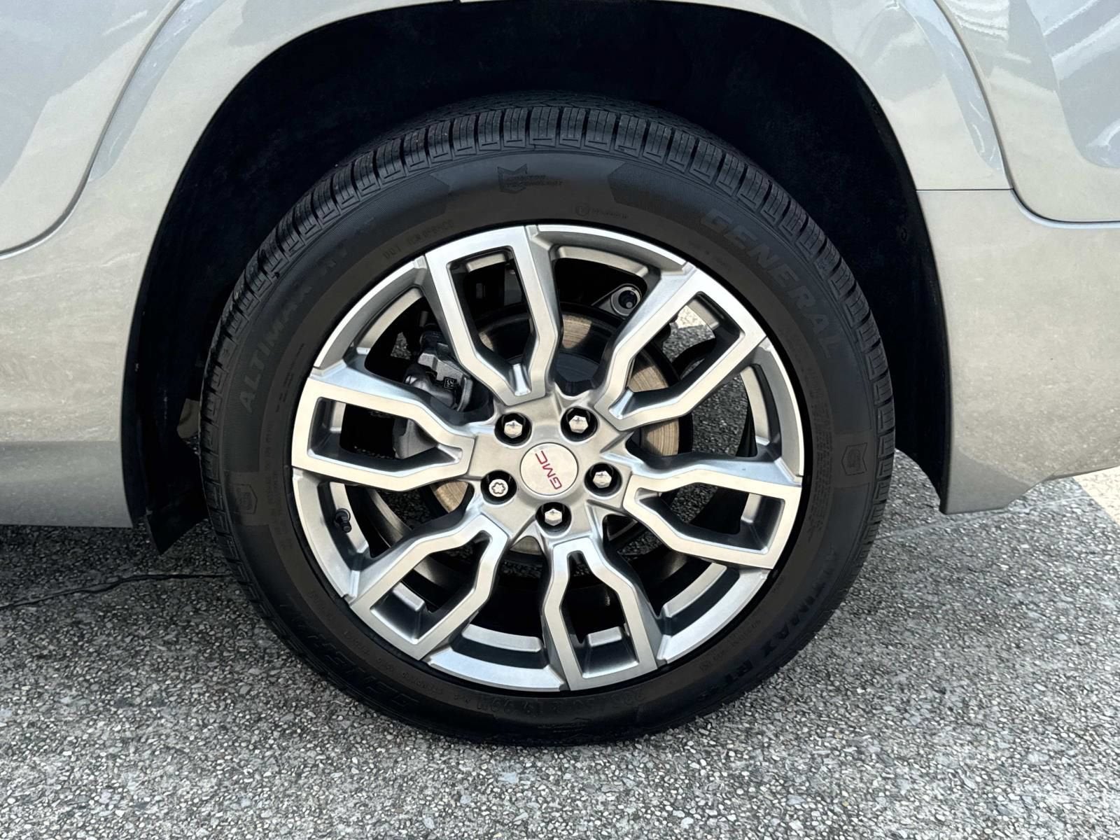 2023 GMC Terrain Denali