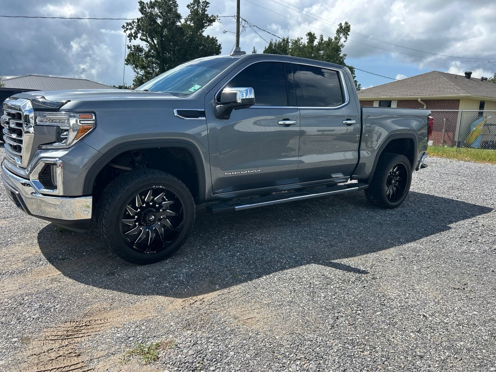 2021 GMC Sierra 1500 SLT