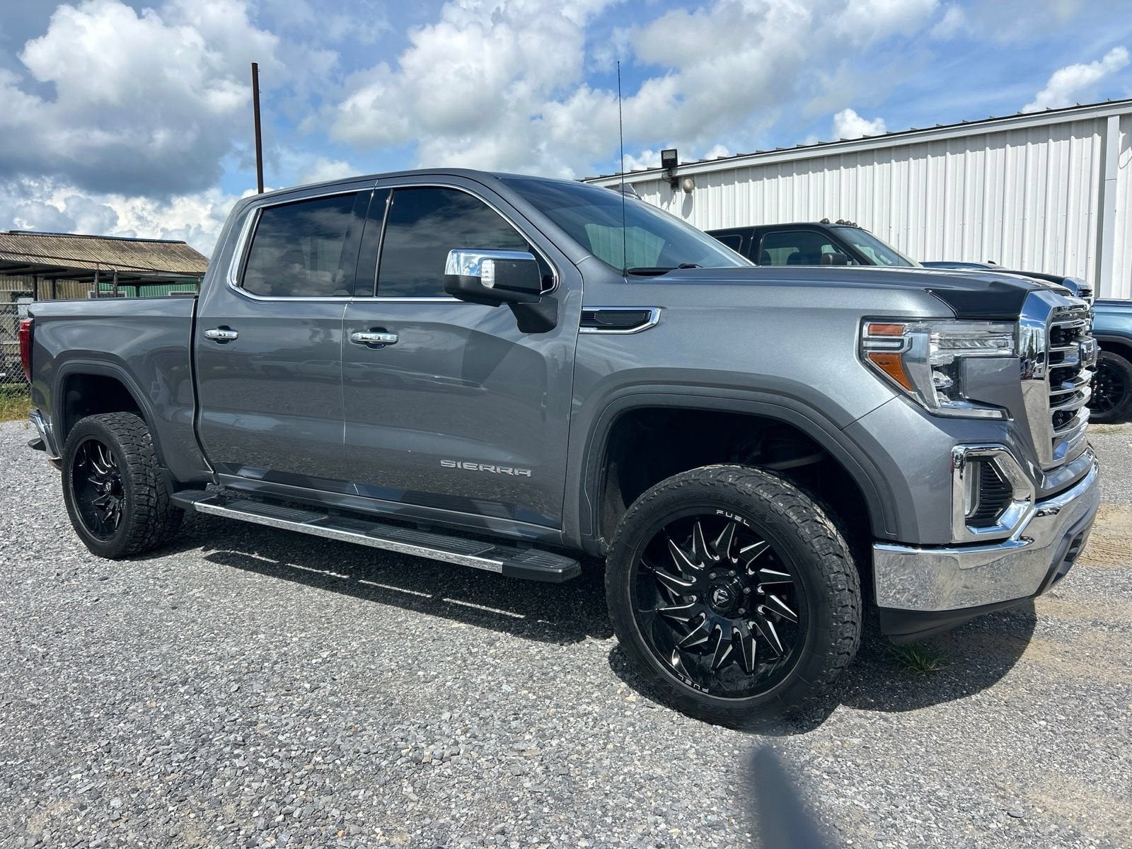 2021 GMC Sierra 1500 SLT