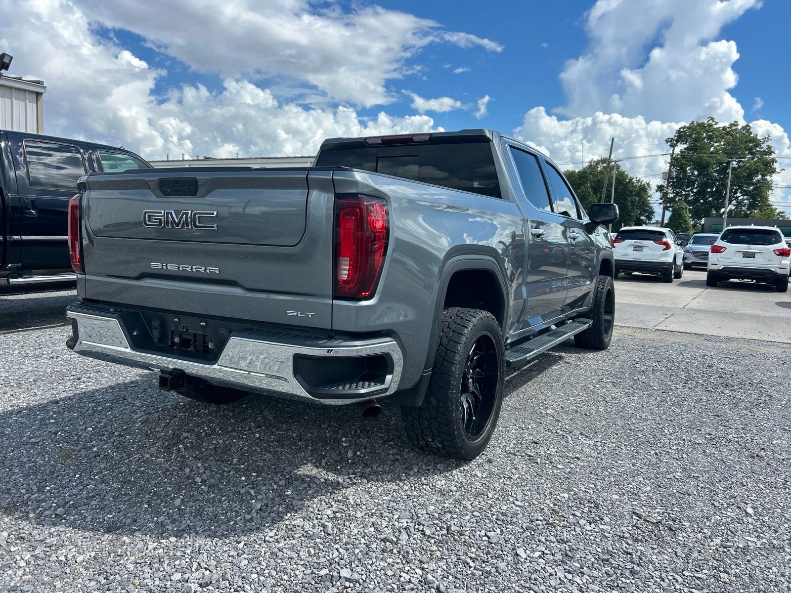 2021 GMC Sierra 1500 SLT