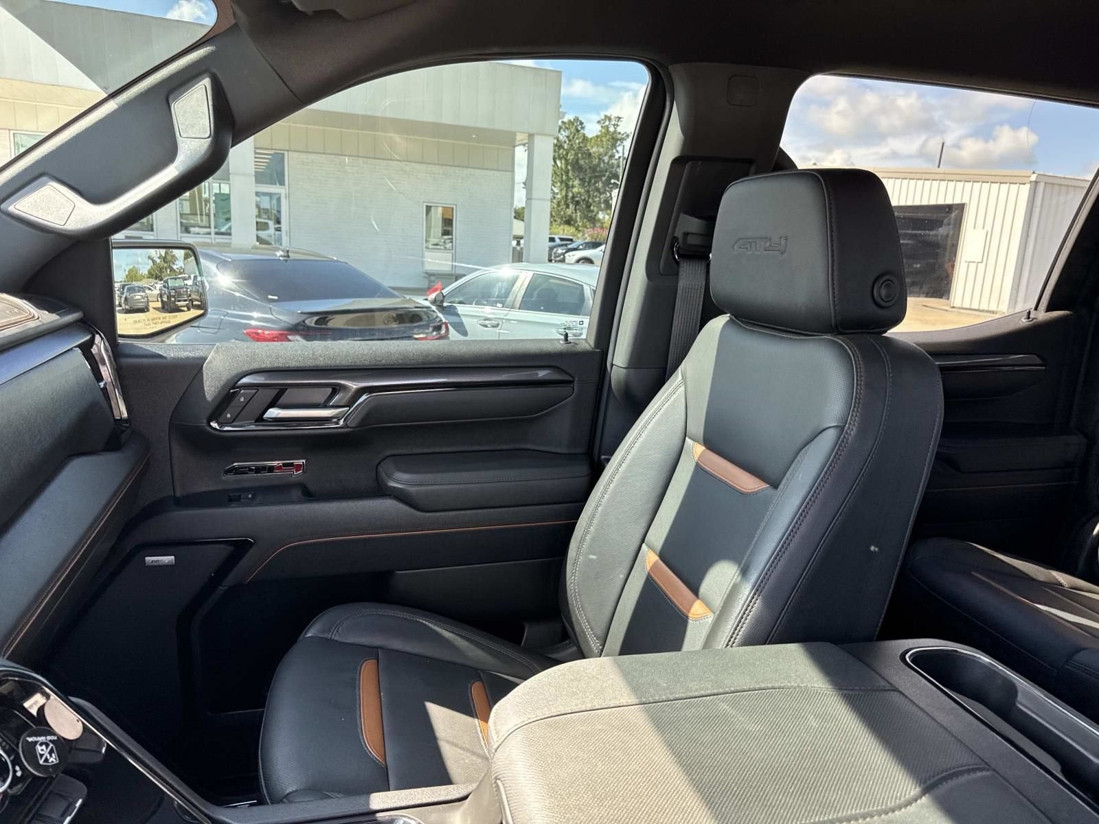 2025 GMC Sierra 1500 AT4