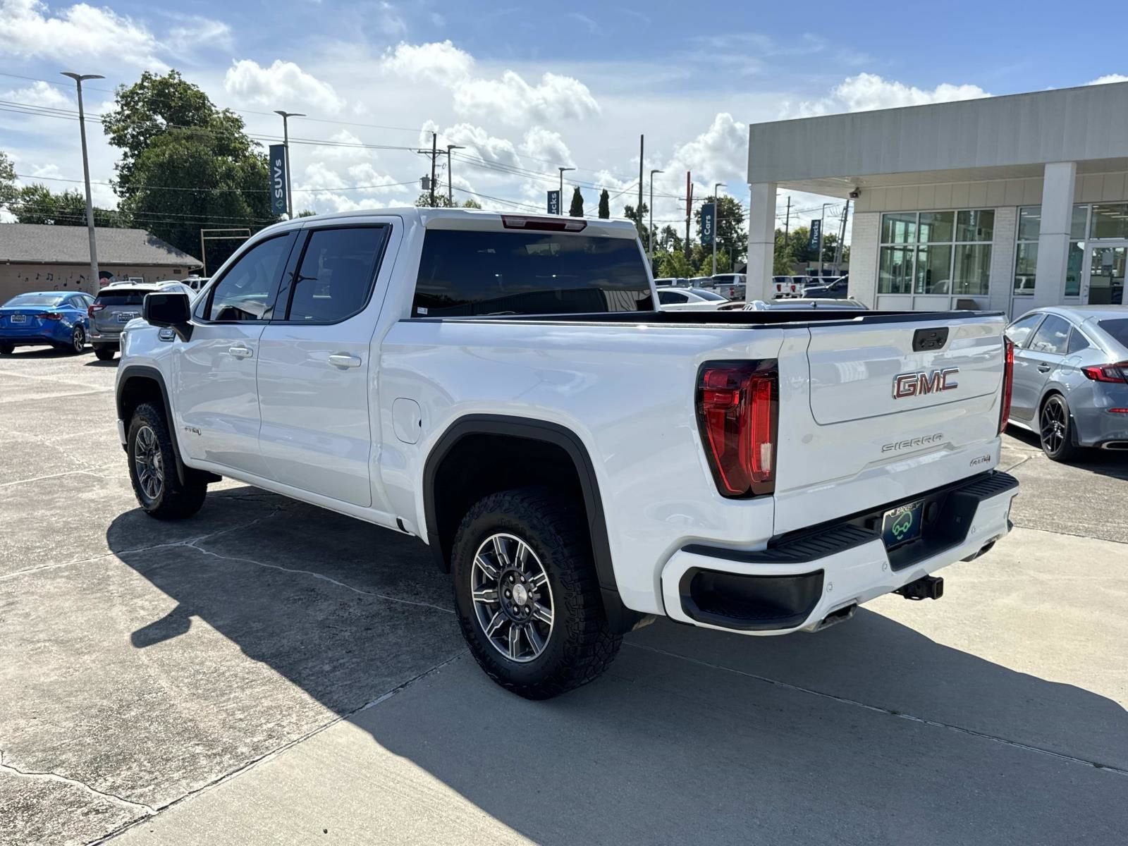 2025 GMC Sierra 1500 AT4