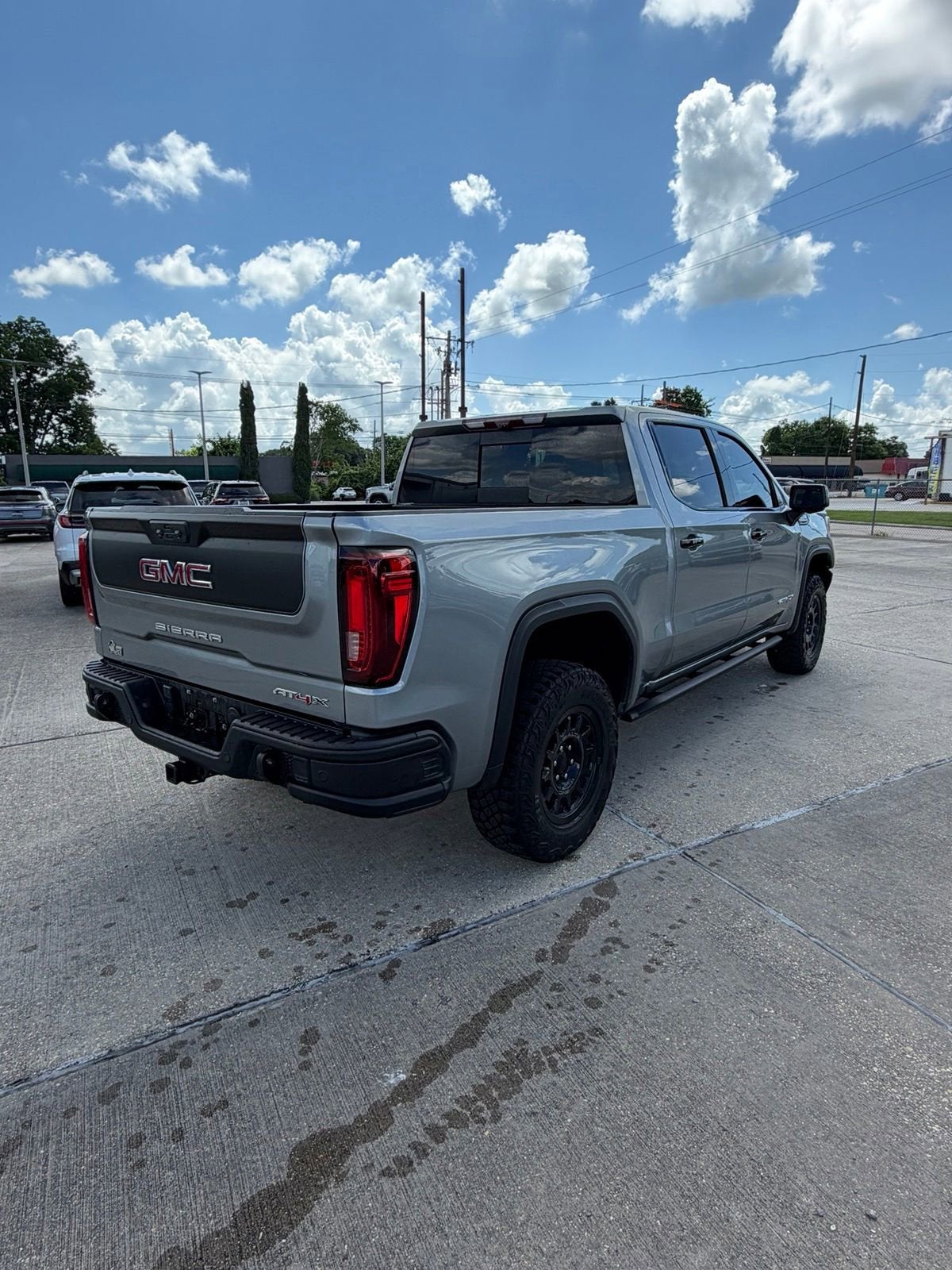 2023 GMC Sierra 1500 AT4X