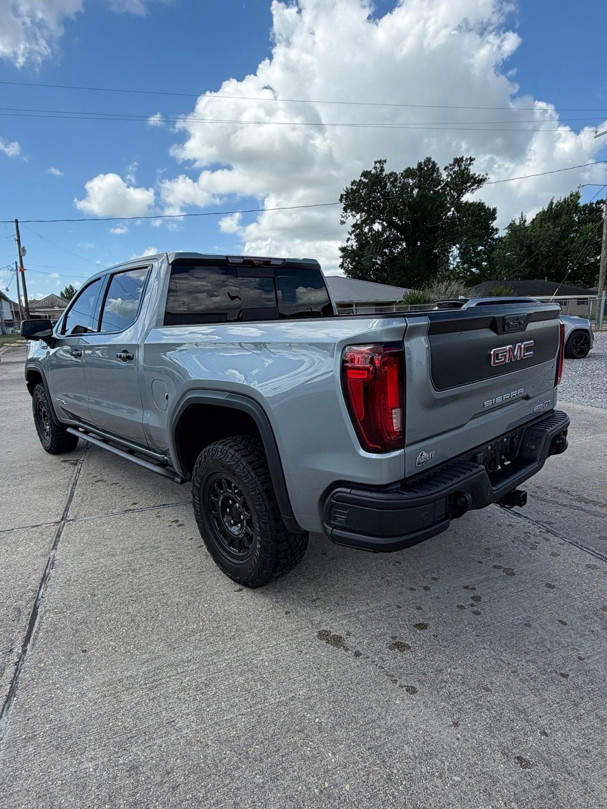 2023 GMC Sierra 1500 AT4X