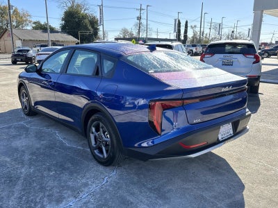 2025 Kia K4 LXS