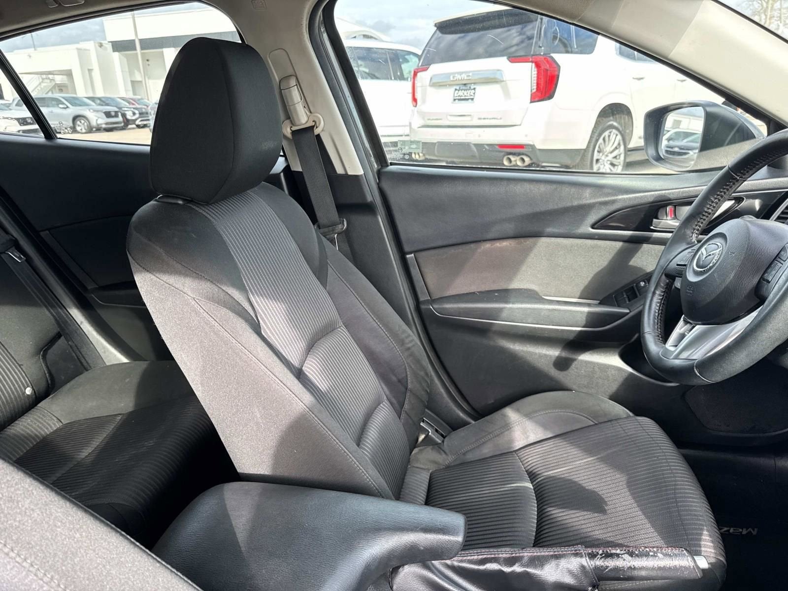 2015 Mazda Mazda3 i Touring