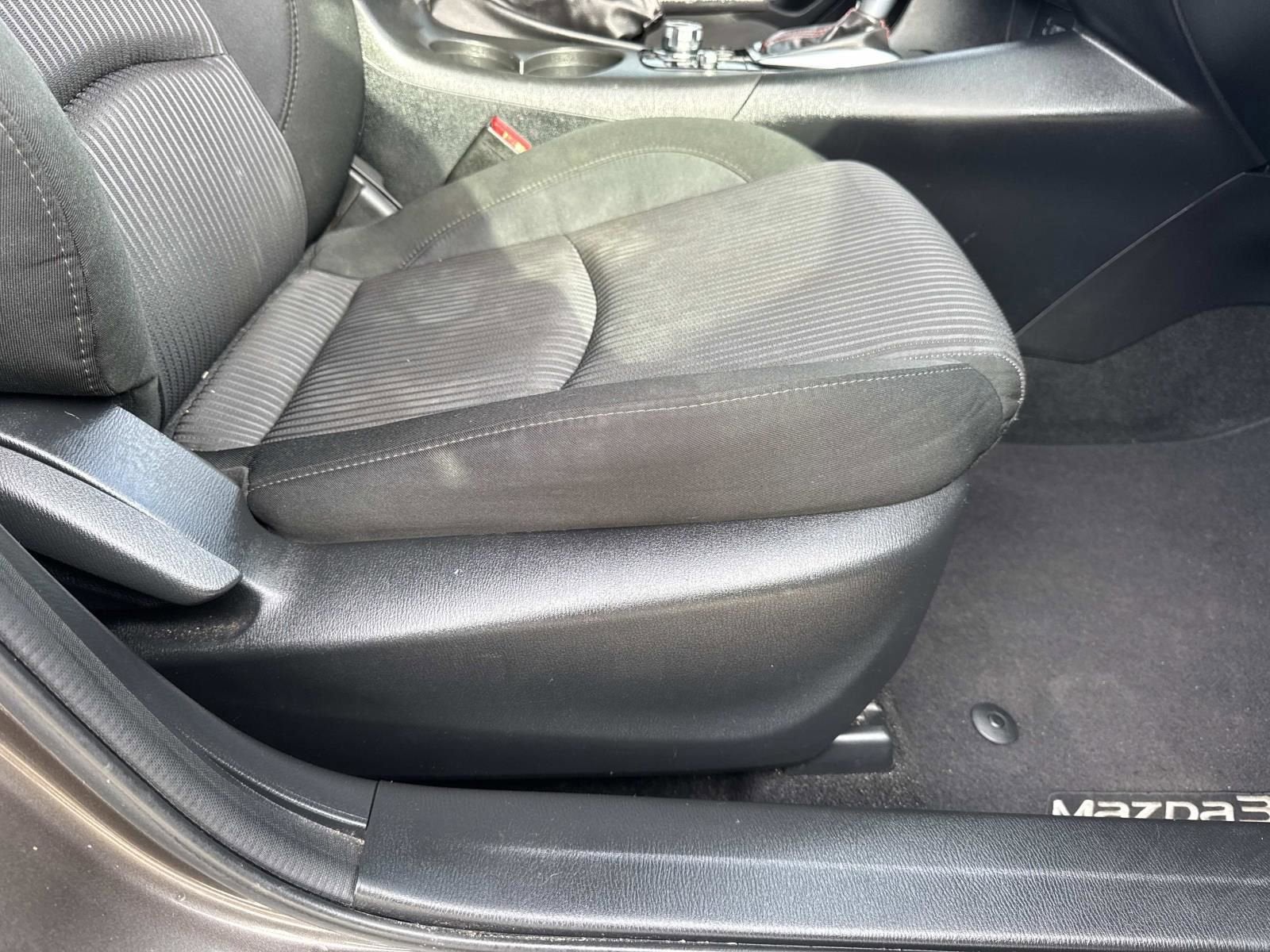 2015 Mazda Mazda3 i Touring