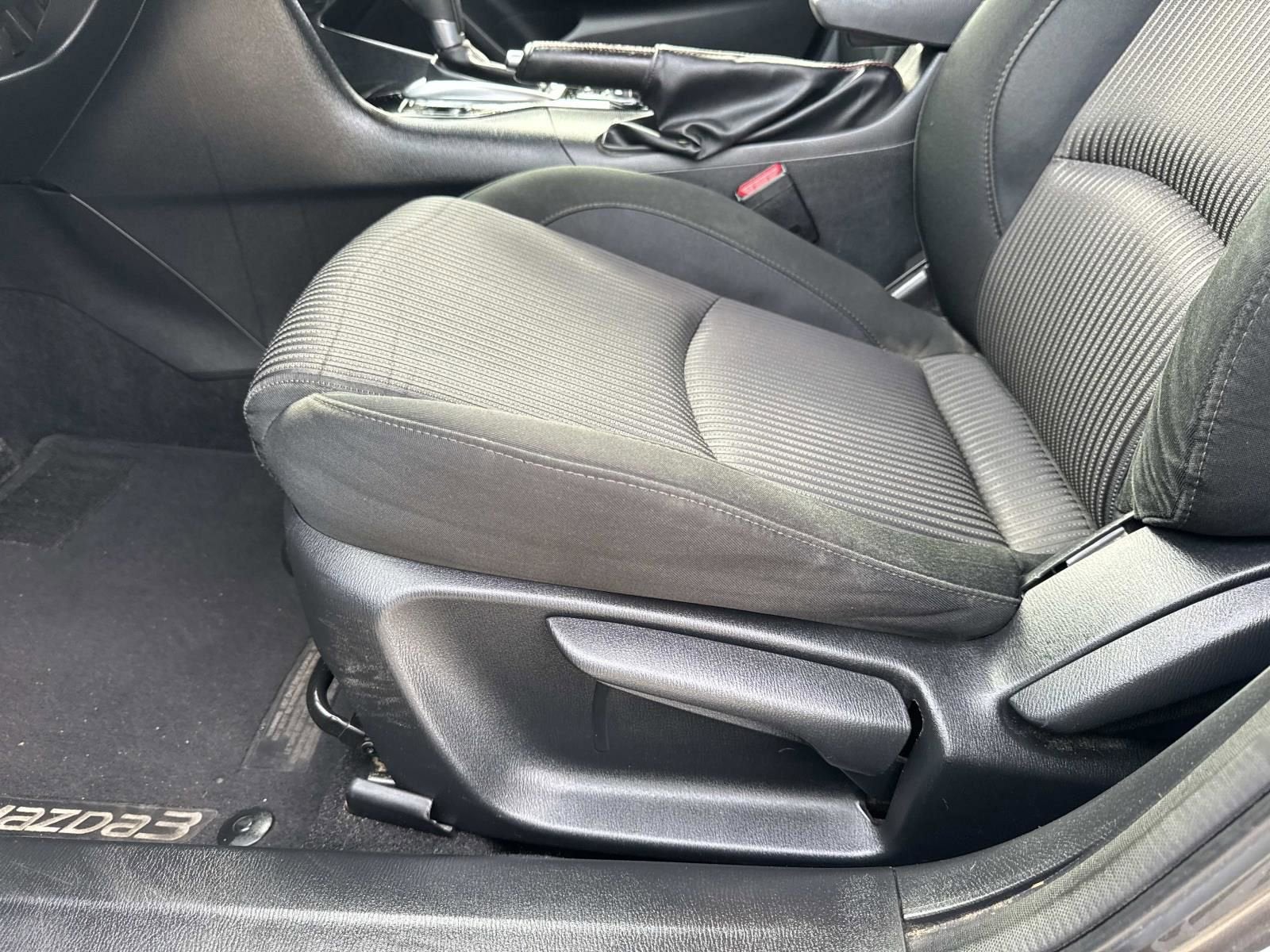 2015 Mazda Mazda3 i Touring