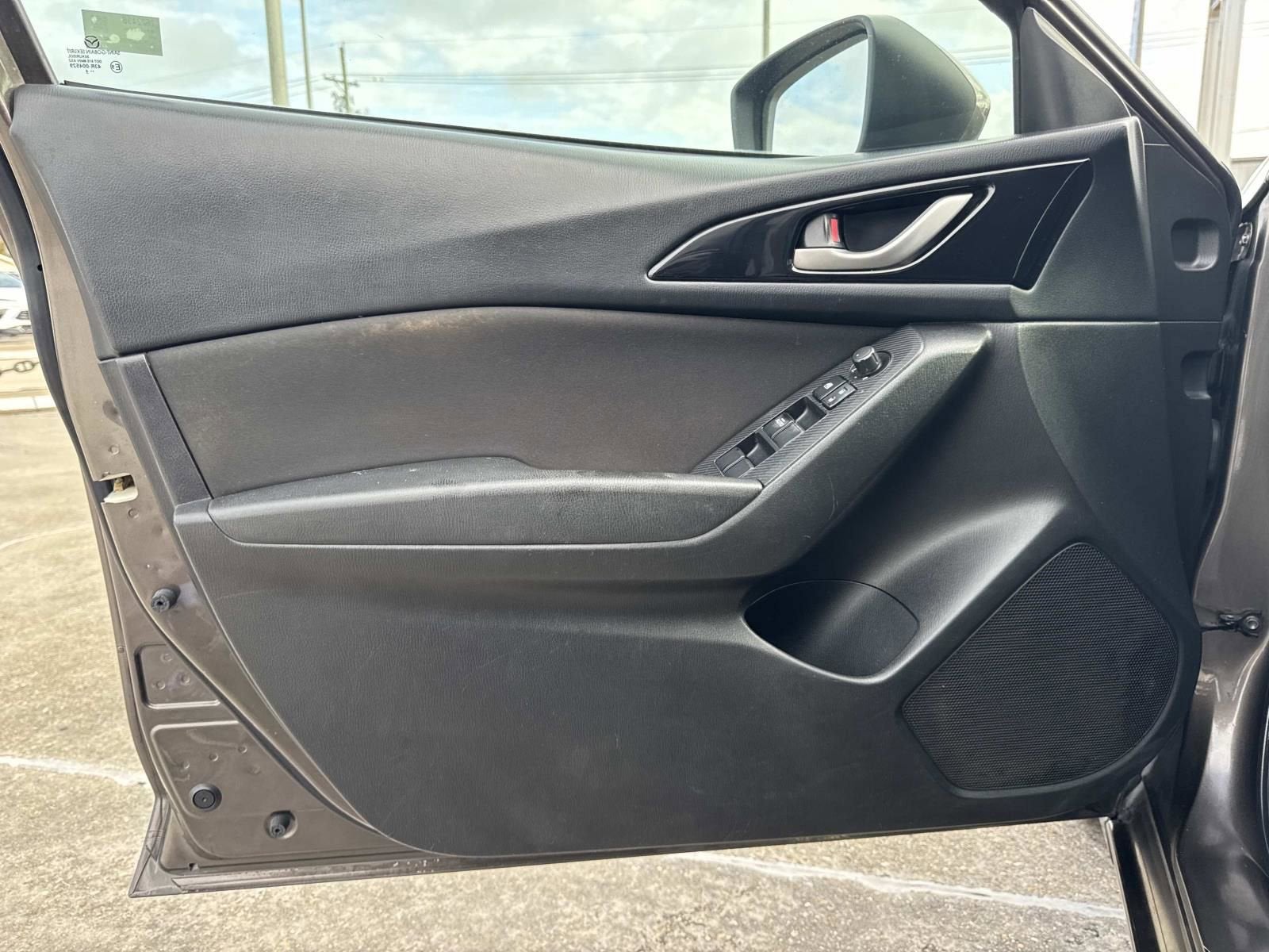 2015 Mazda Mazda3 i Touring