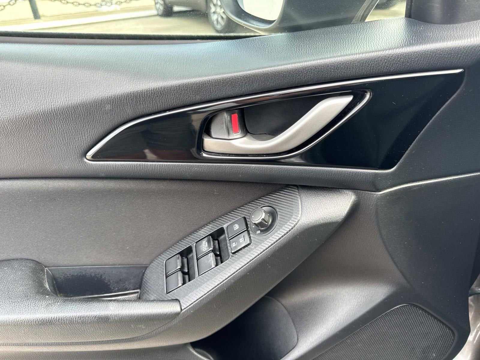 2015 Mazda Mazda3 i Touring