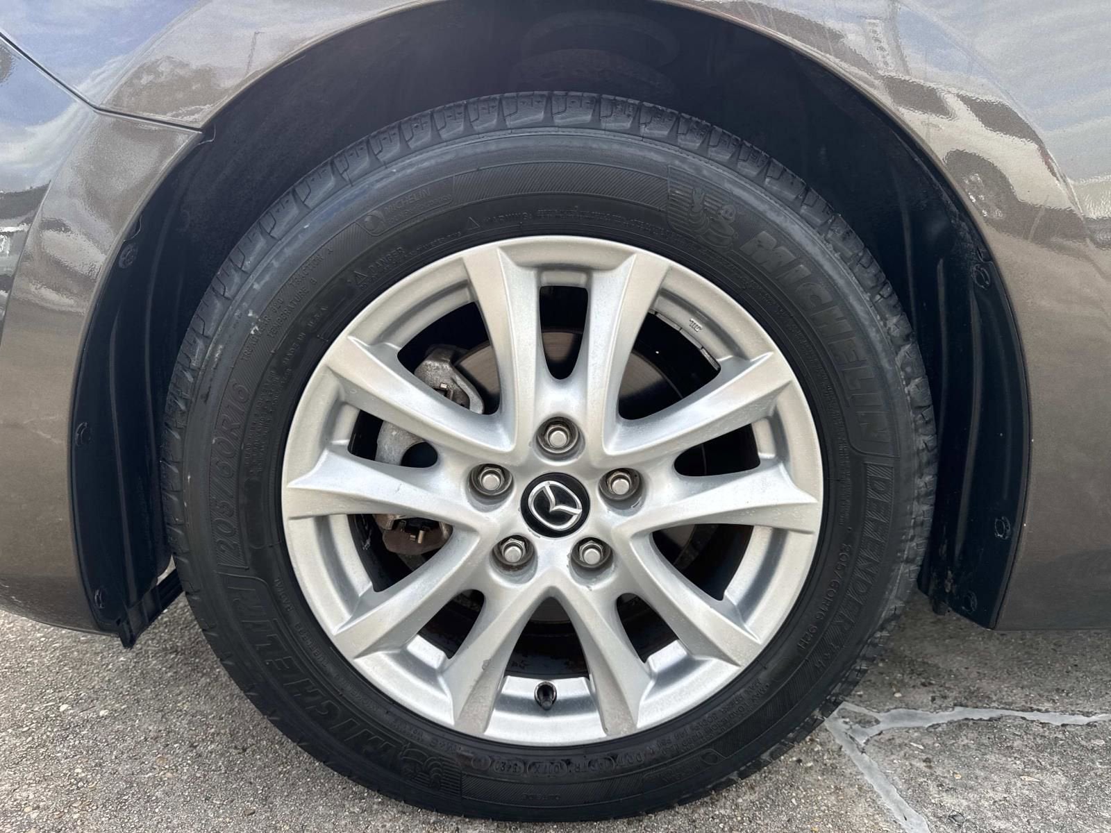 2015 Mazda Mazda3 i Touring