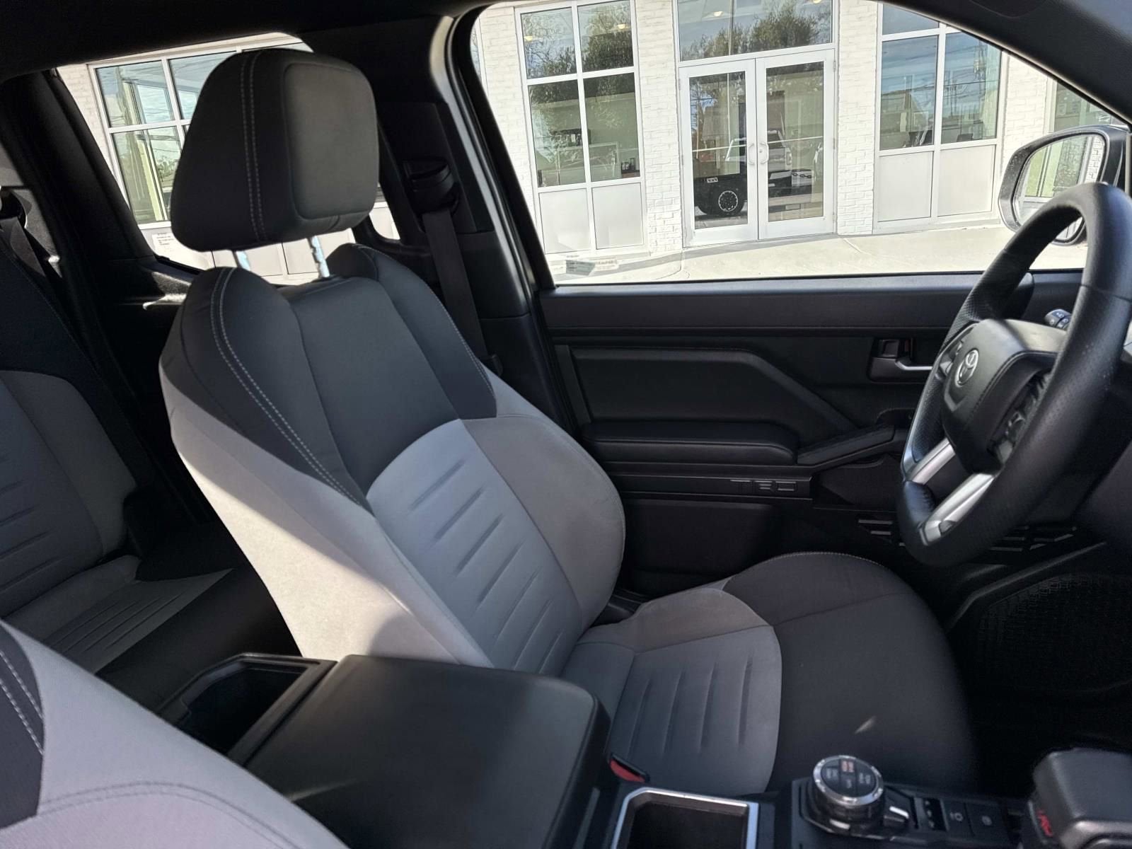 2024 Toyota Tacoma 4WD SR5