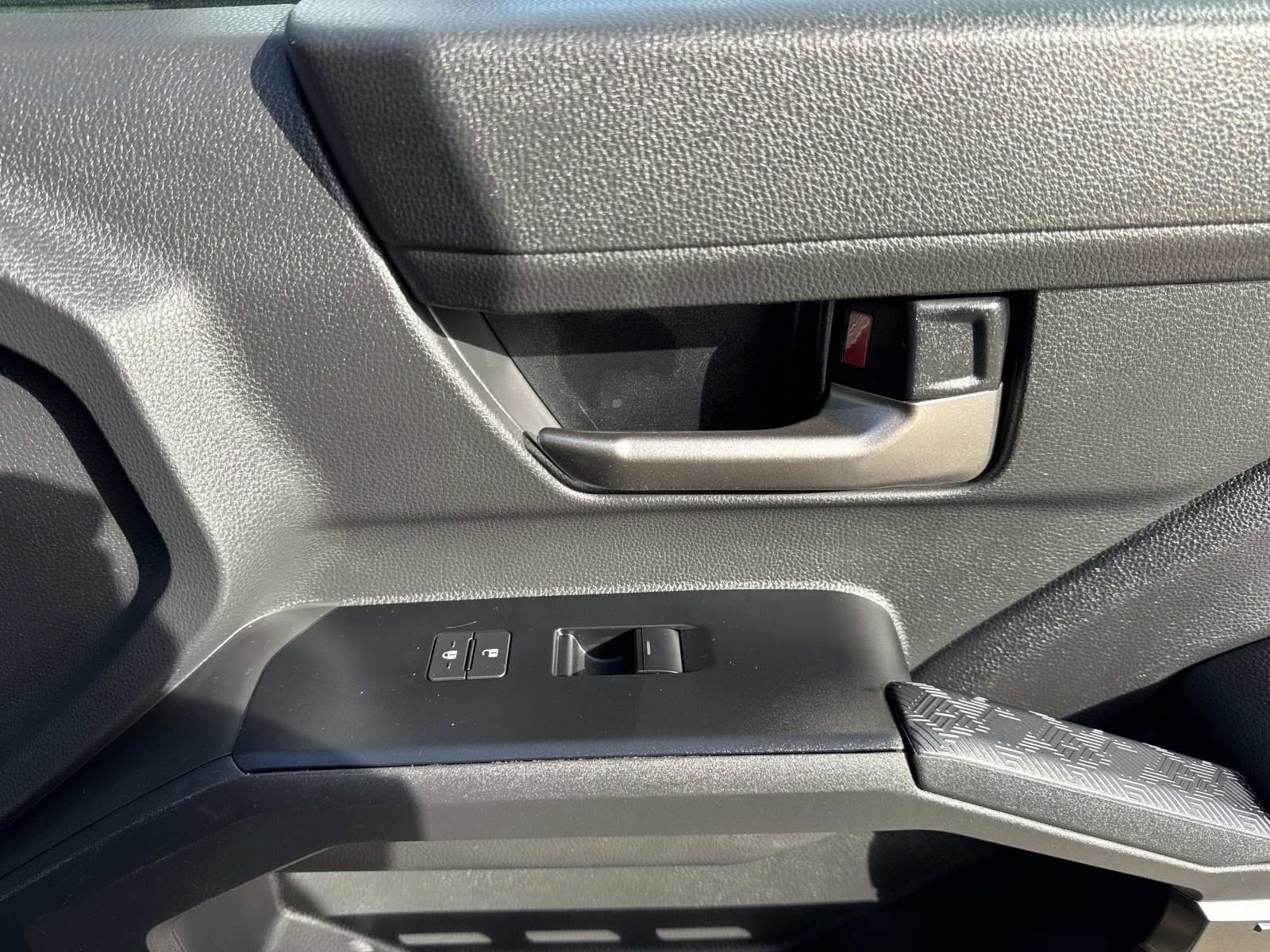 2024 Toyota Tacoma 4WD SR5