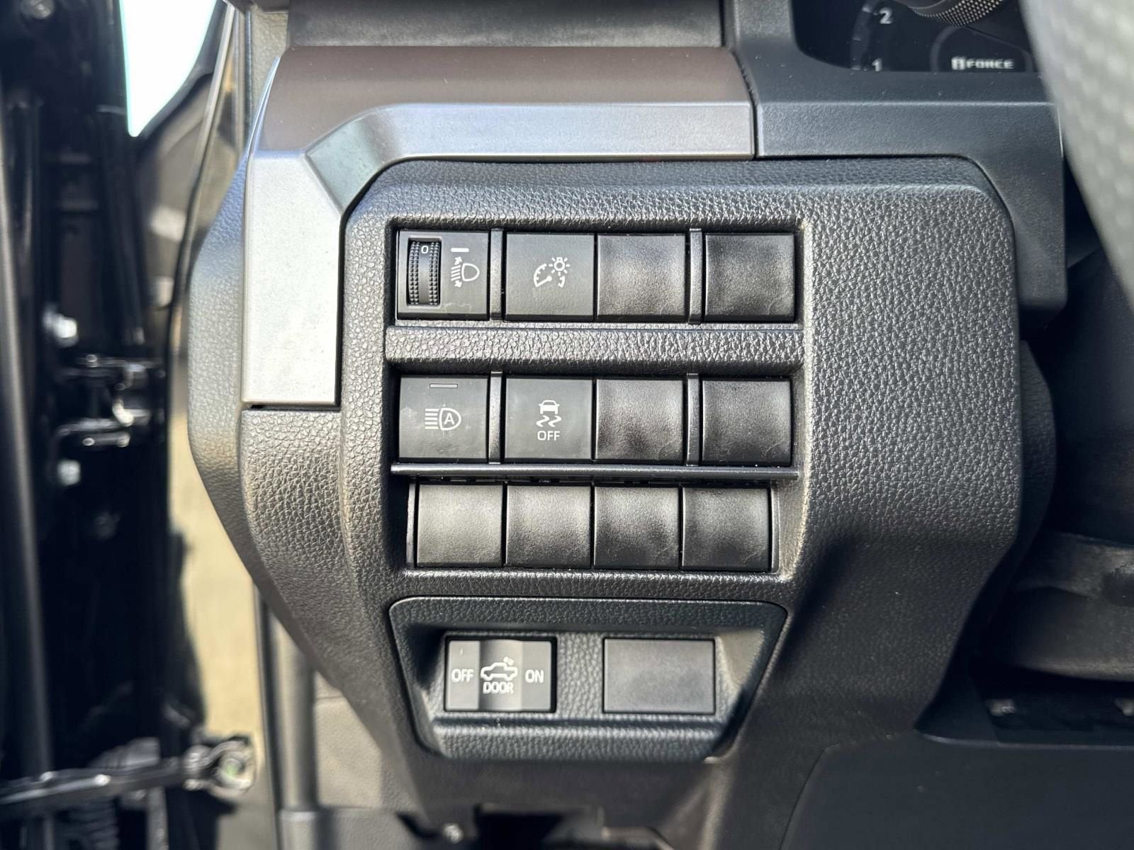 2024 Toyota Tacoma 4WD SR5