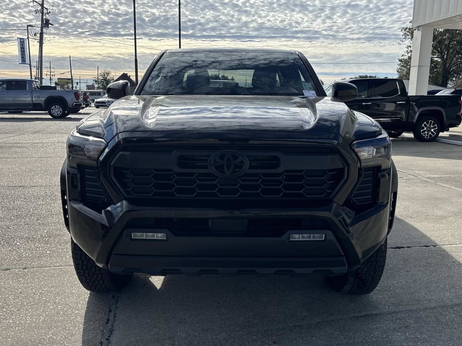 2024 Toyota Tacoma 4WD SR5