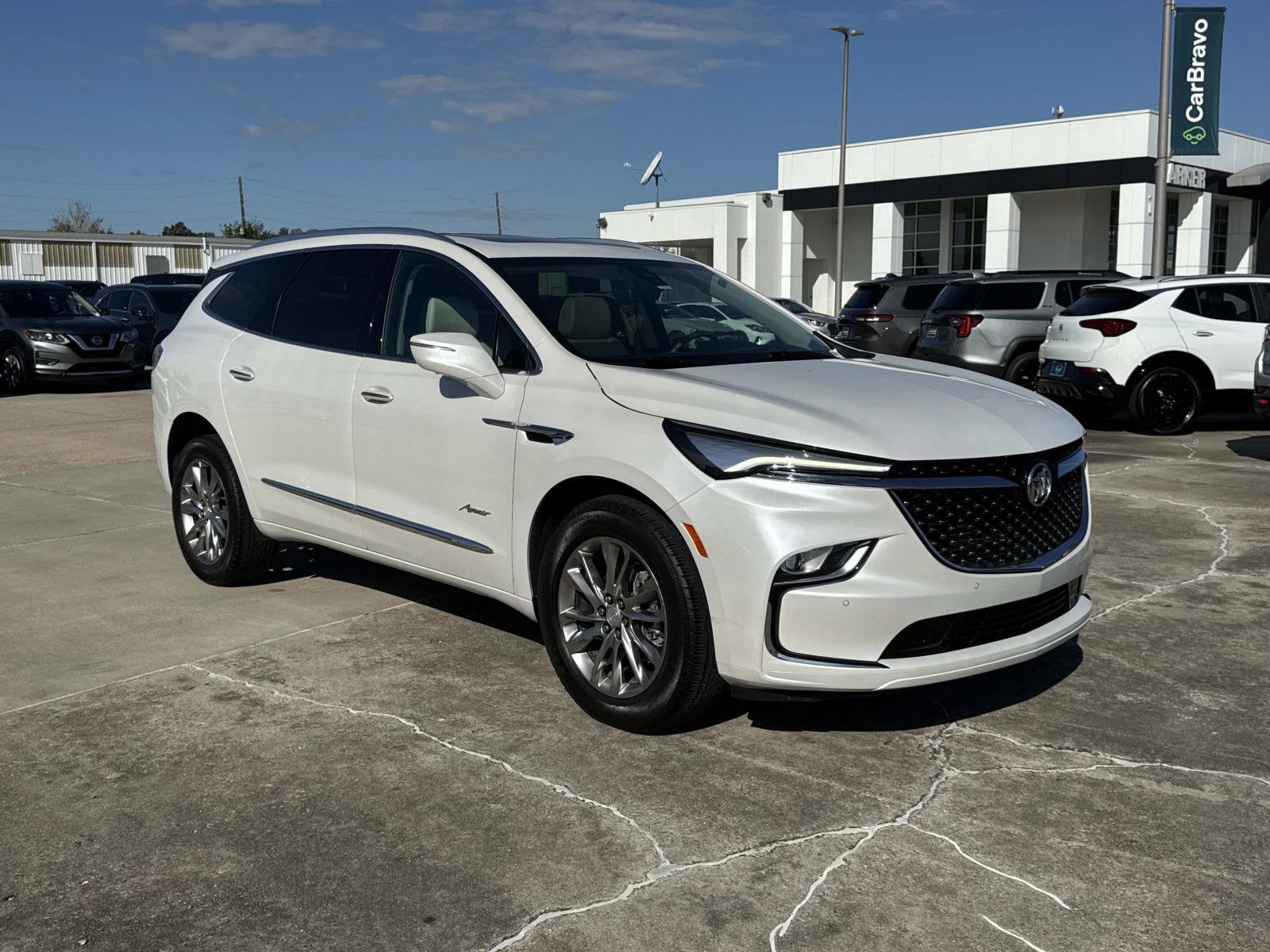 2022 Buick Enclave Avenir
