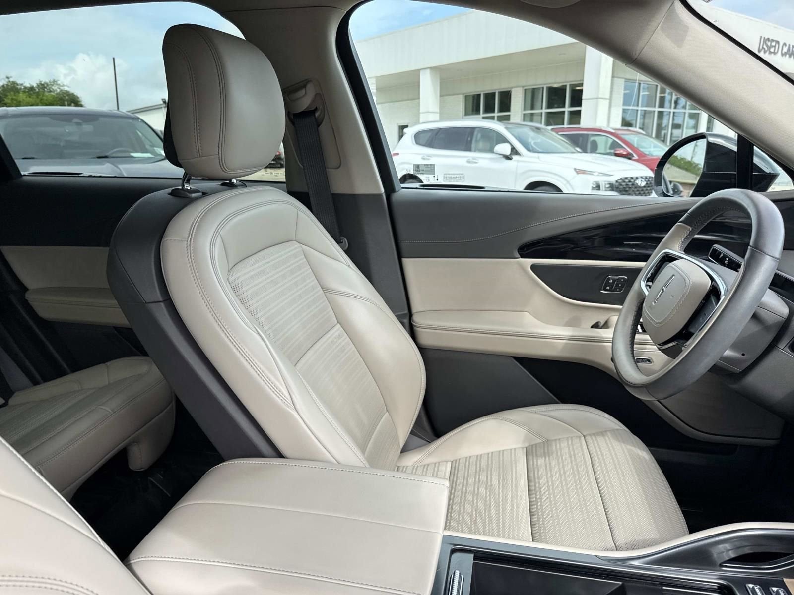 2025 Lincoln Nautilus Reserve
