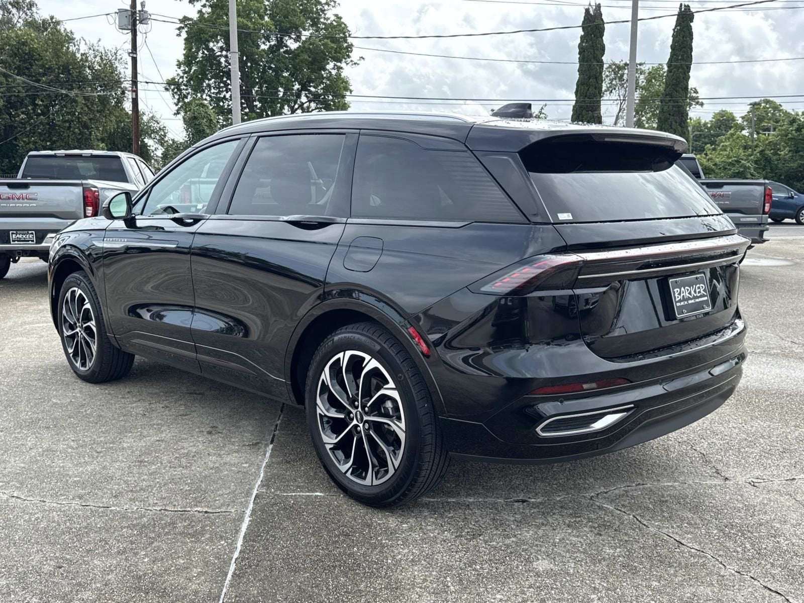 2025 Lincoln Nautilus Reserve