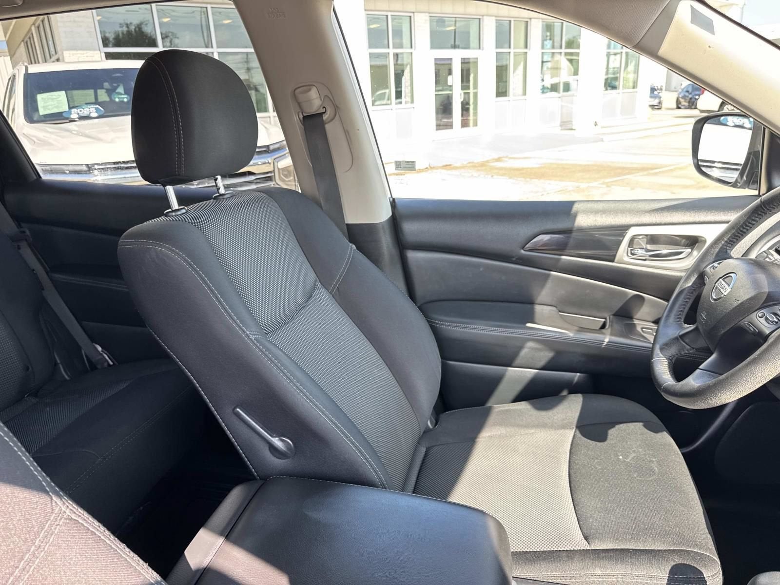 2020 Nissan Pathfinder SV 2WD