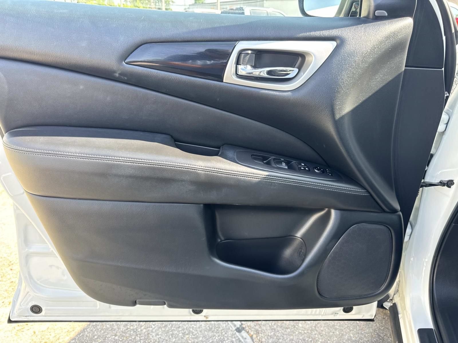 2020 Nissan Pathfinder SV 2WD