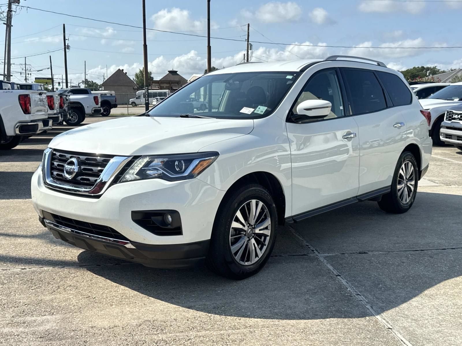 2020 Nissan Pathfinder SV 2WD
