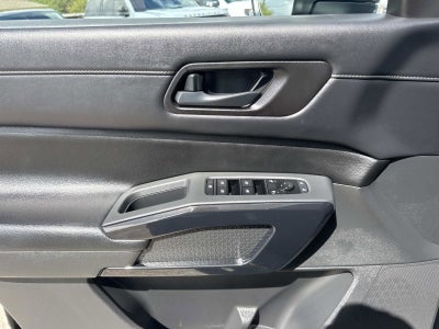 2023 Nissan Pathfinder SV FWD