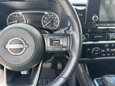 2023 Nissan Pathfinder SV FWD