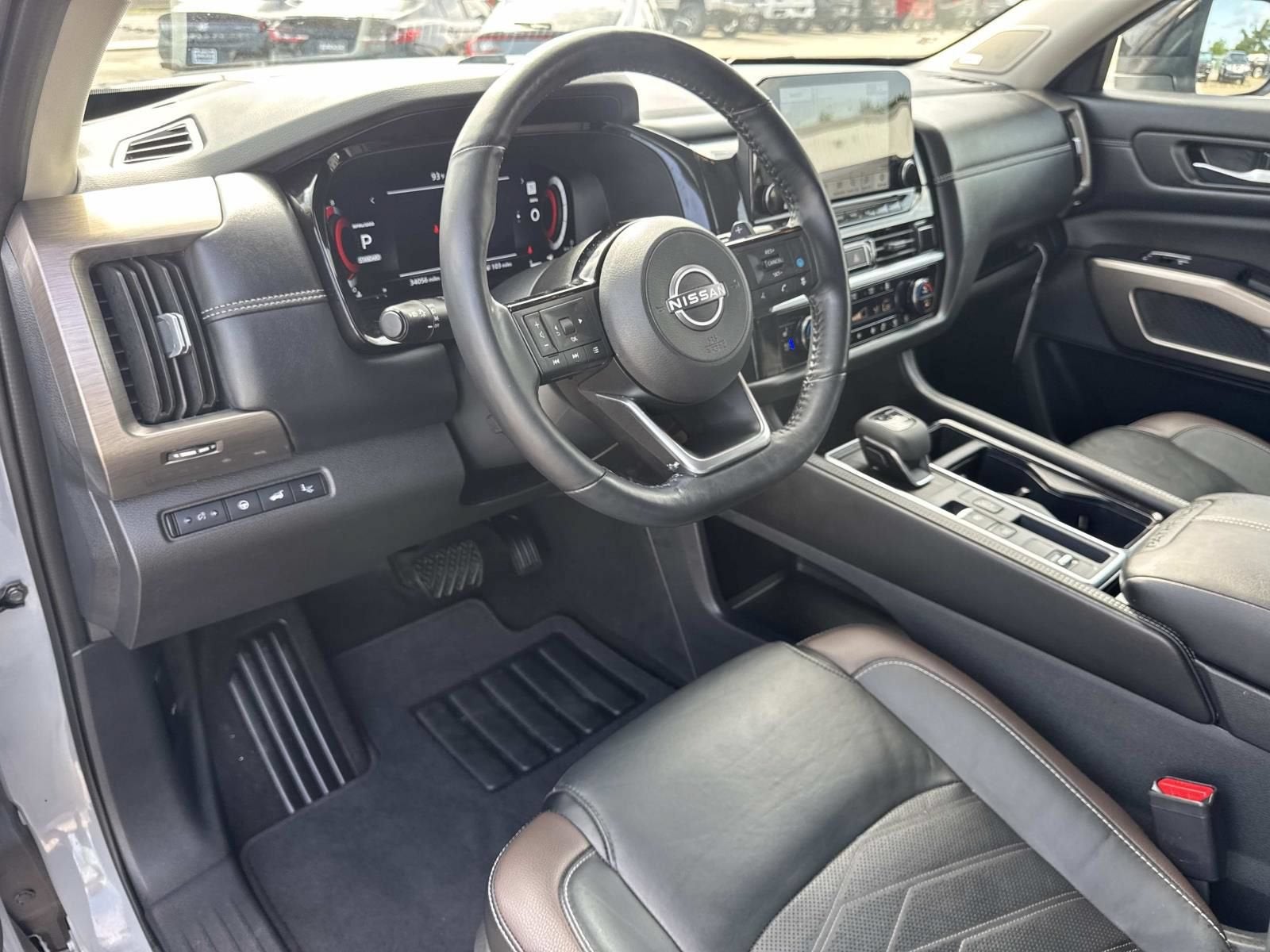 2024 Nissan Pathfinder Platinum - Photo 19