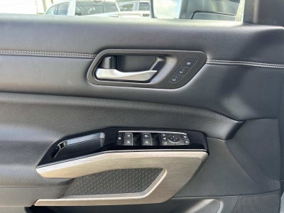 2024 Nissan Pathfinder Platinum FWD