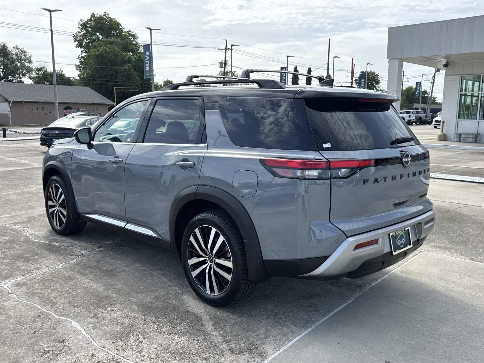 2024 Nissan Pathfinder Platinum - Photo 6