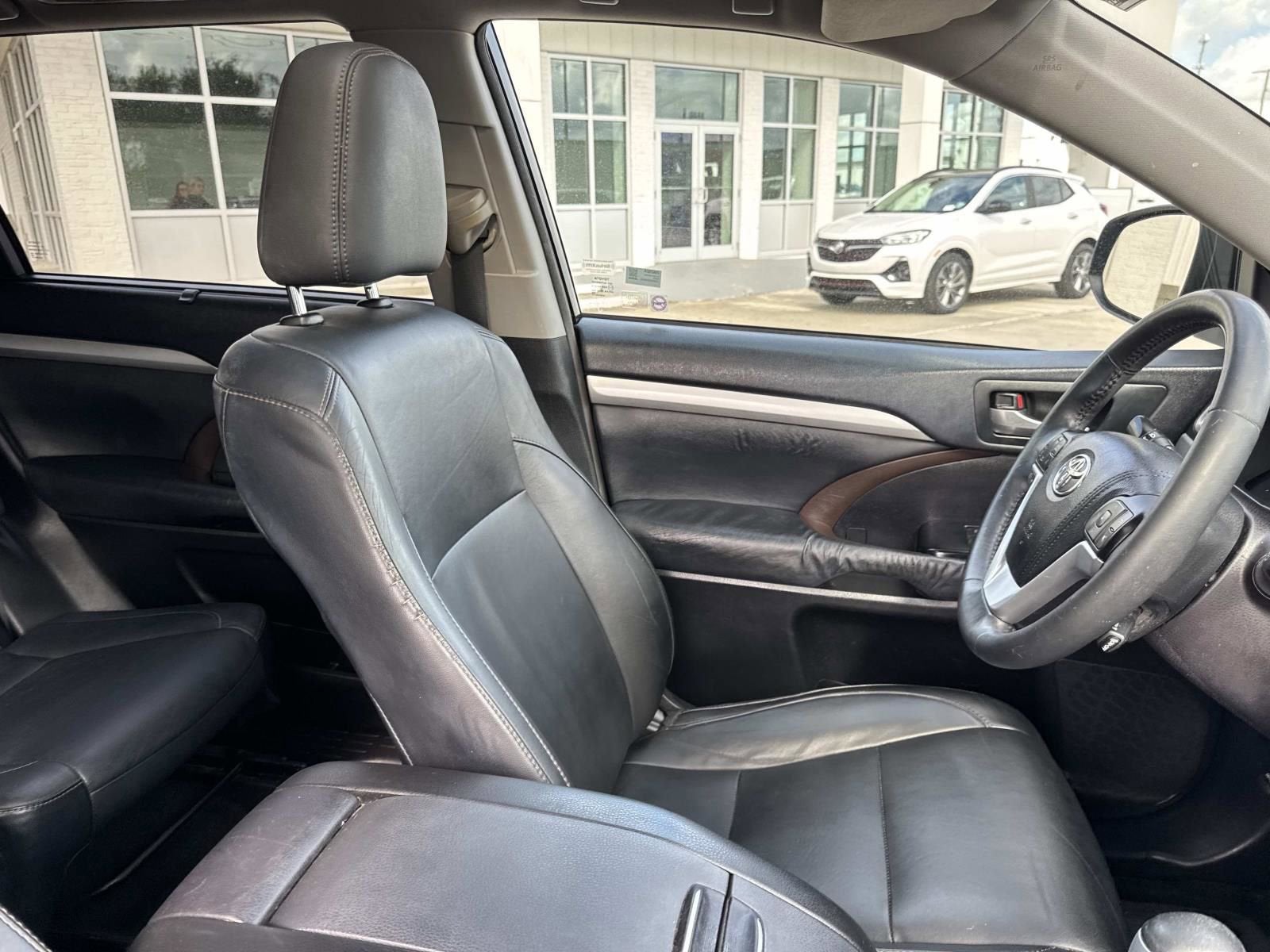 2015 Toyota Highlander XLE V6